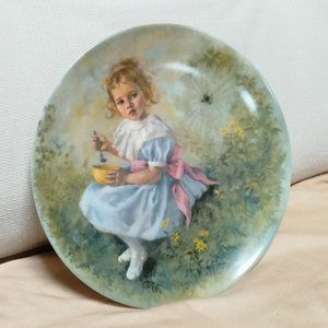 “Little Miss Muffet” by John McClelland Vintage 1981 Plate. Third issue in the M
